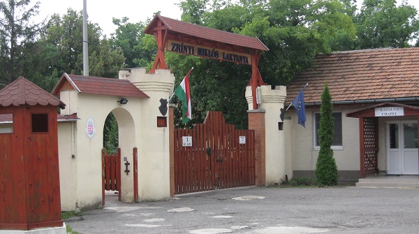 Hódmezővásárhely Zrínyi Laktanya